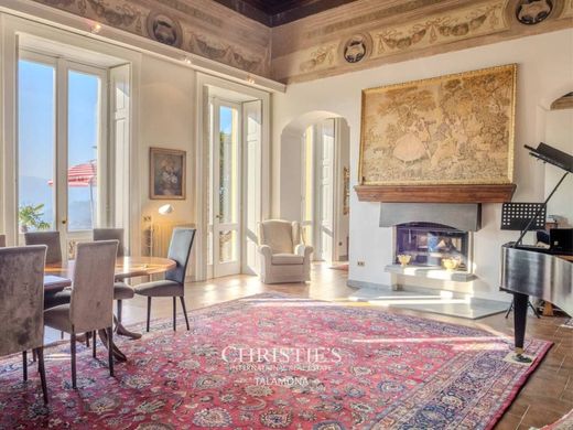 Villa in Besozzo, Provincia di Varese