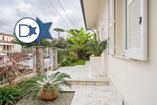 Villa in Pietrasanta, Provincia di Lucca