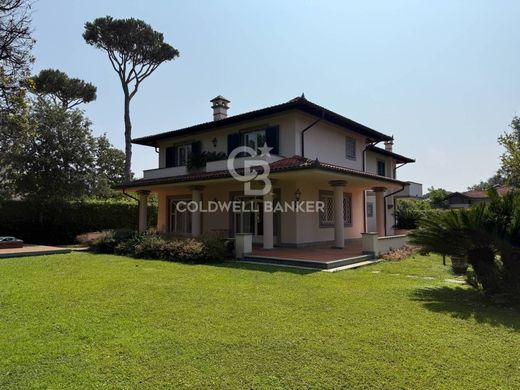 Villa in Forte dei Marmi, Provincia di Lucca
