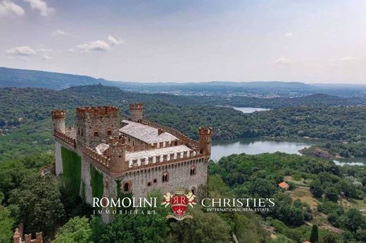 Castle in Montalto Dora, Turin