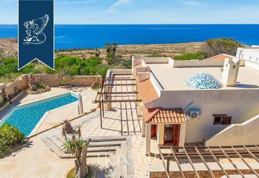 Villa in Lampedusa, Agrigent