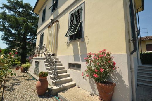 Villa in Lucca, Provincia di Lucca