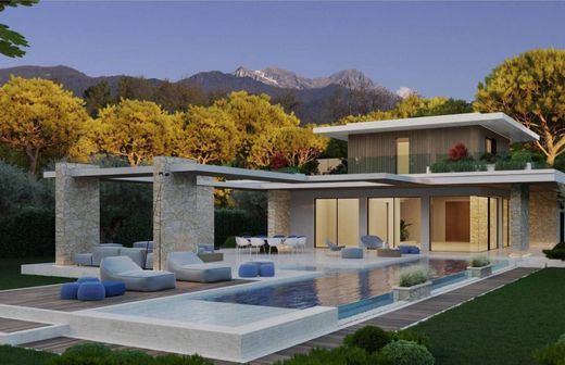 Villa a Forte dei Marmi, Lucca