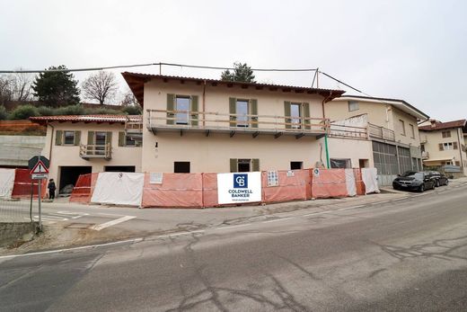 Residential complexes in Monforte d'Alba, Provincia di Cuneo