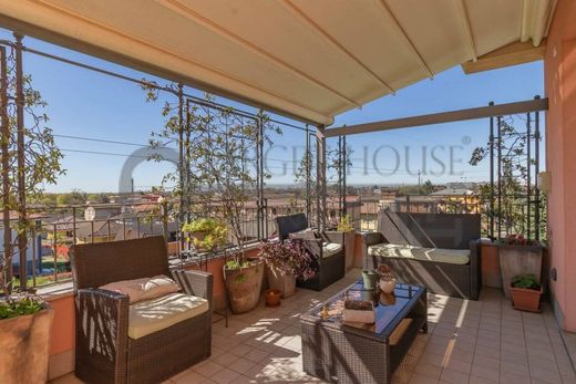 Penthouse in Brugherio, Province of Monza and Brianza