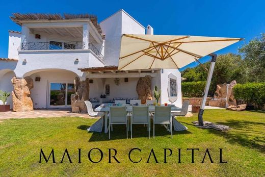 Villa in Pittulongu, Provincia di Sassari