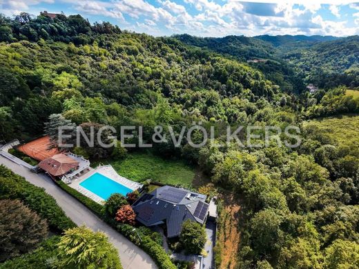 Villa in Gassino Torinese, Torino