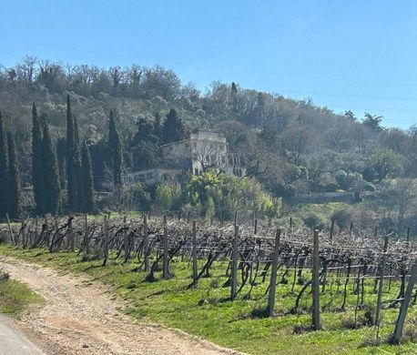 Вилла, Верона, Provincia di Verona