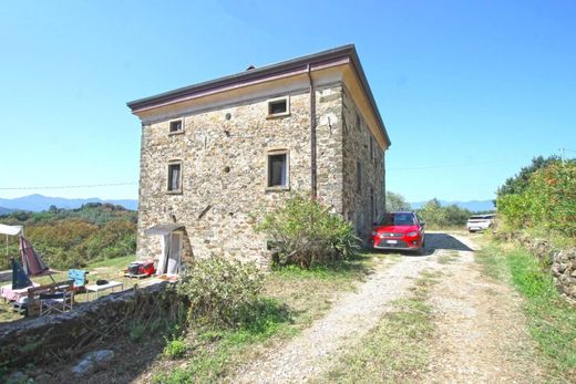 Landhuis in Fivizzano, Provincia di Massa-Carrara