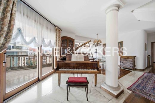 Penthouse in Busto Arsizio, Provincia di Varese