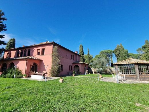 Country House in Monte San Savino, Province of Arezzo