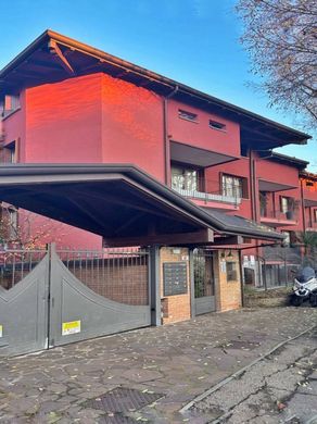 Apartamento - Monza, Provincia di Monza e della Brianza