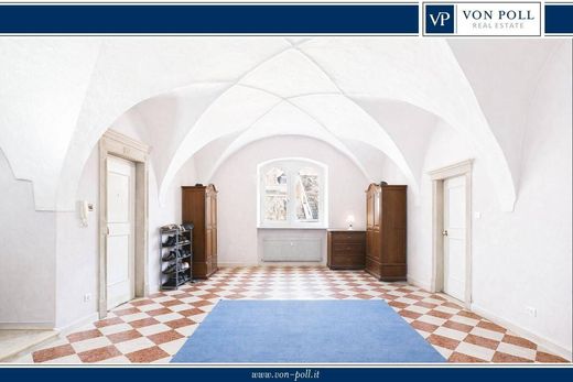 Apartment in Appiano sulla Strada del Vino, Bolzano