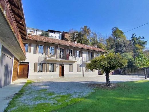 Country House in La Morra, Provincia di Cuneo