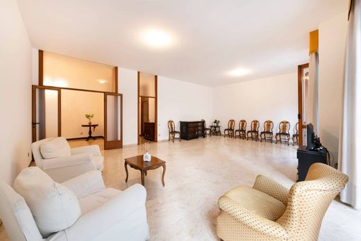 Apartment in Milan, Lombardy