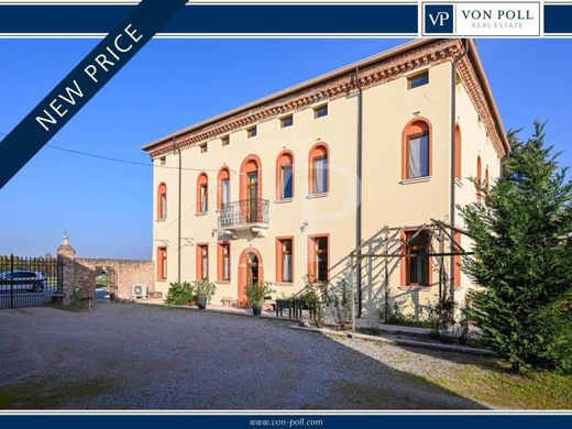 Villa - Albaredo d'Adige, Provincia di Verona