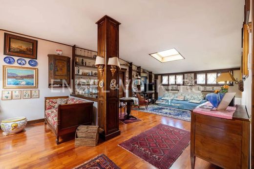 Rijtjeshuis in Lesa, Provincia di Novara