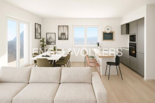 Penthouse à Schignano, Côme