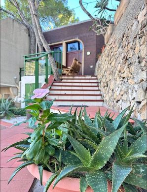 Appartement à Taormina, Messine