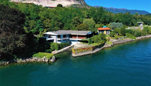 Villa a Baveno, Verbano-Cusio-Ossola