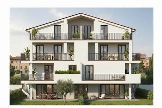 Apartment / Etagenwohnung in Pisa, Province of Pisa