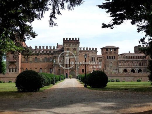 Замок, Torre de' Picenardi, Provincia di Cremona