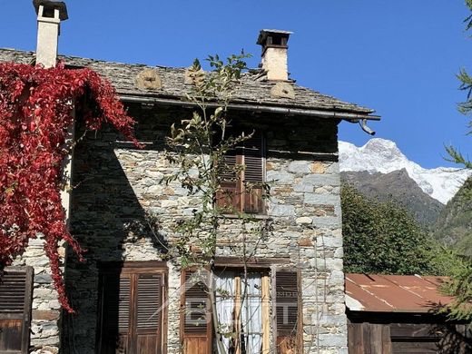 Casa di lusso a Alagna Valsesia, Vercelli