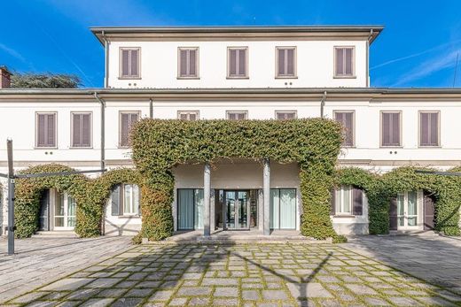 Villa in Figino Serenza, Provincia di Como