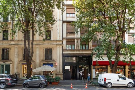 아파트 / 밀라노, Città metropolitana di Milano