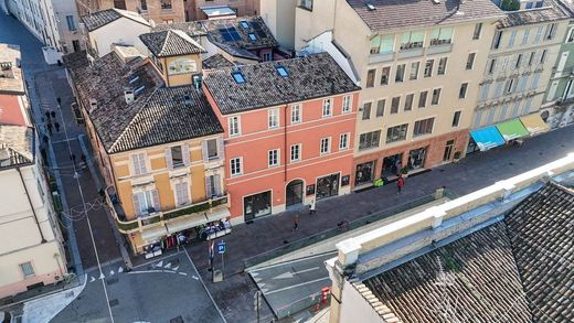 Appartamento a Parma, Emilia-Romagna