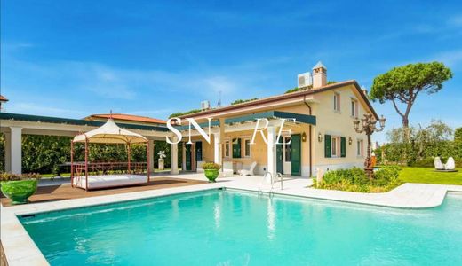 Villa in Pietrasanta, Provincia di Lucca