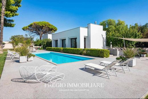 Villa - Galatina, Provincia di Lecce