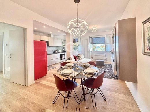 Appartement in Monza, Provincia di Monza e della Brianza