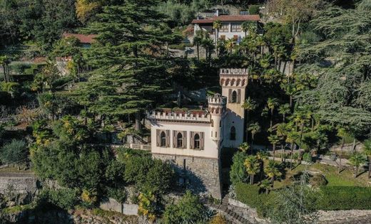 빌라 / Carate Urio, Provincia di Como