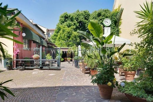 Residential complexes in Milan, Lombardy