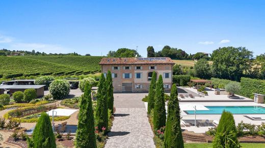 Villa in Castelvetro di Modena, Provincia di Modena