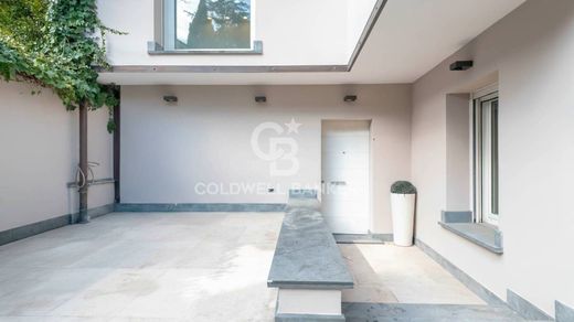 Villa in Rome, Latium
