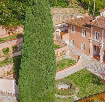 Villa a Pescia, Pistoia