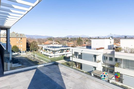 Penthouse in Carate Brianza, Provincia di Monza e della Brianza
