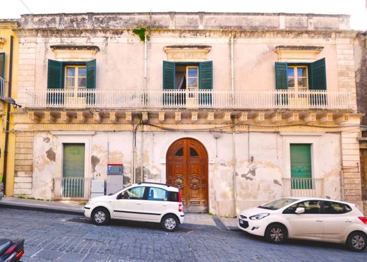 Luxus-Haus in Noto, Syrakus