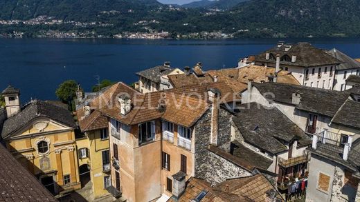Penthouse à Orta San Giulio, Novare