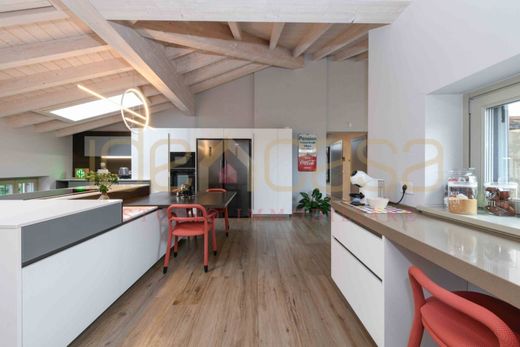 Attico a Brescia, Lombardia