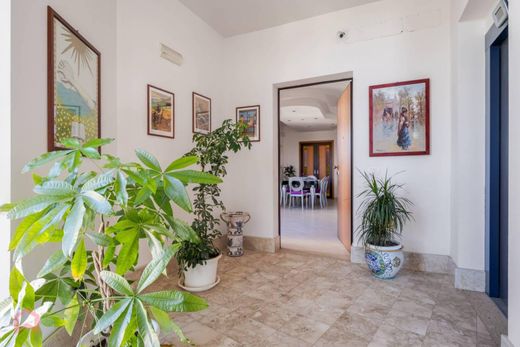 Appartement in Palermo, Sicilië