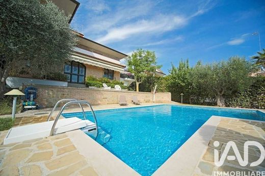 Villa en Porto Recanati, Provincia di Macerata