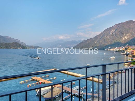 ‏דירת פנטהאוז ב  Lezzeno, Provincia di Como