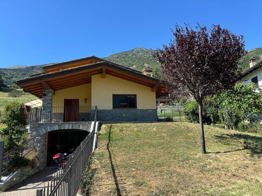 Villa for sale in Quart