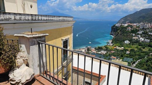 Villa in Vico Equense, Naples