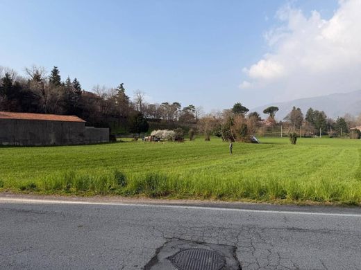Villa - Erba, Provincia di Como