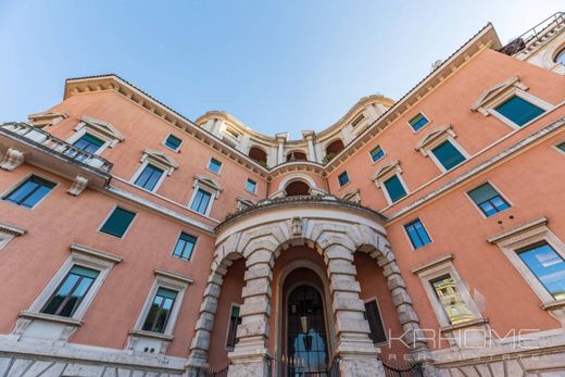 Oficina en Roma, Lazio