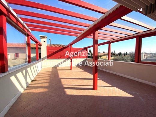 Penthouse w Bassano del Grappa, Provincia di Vicenza